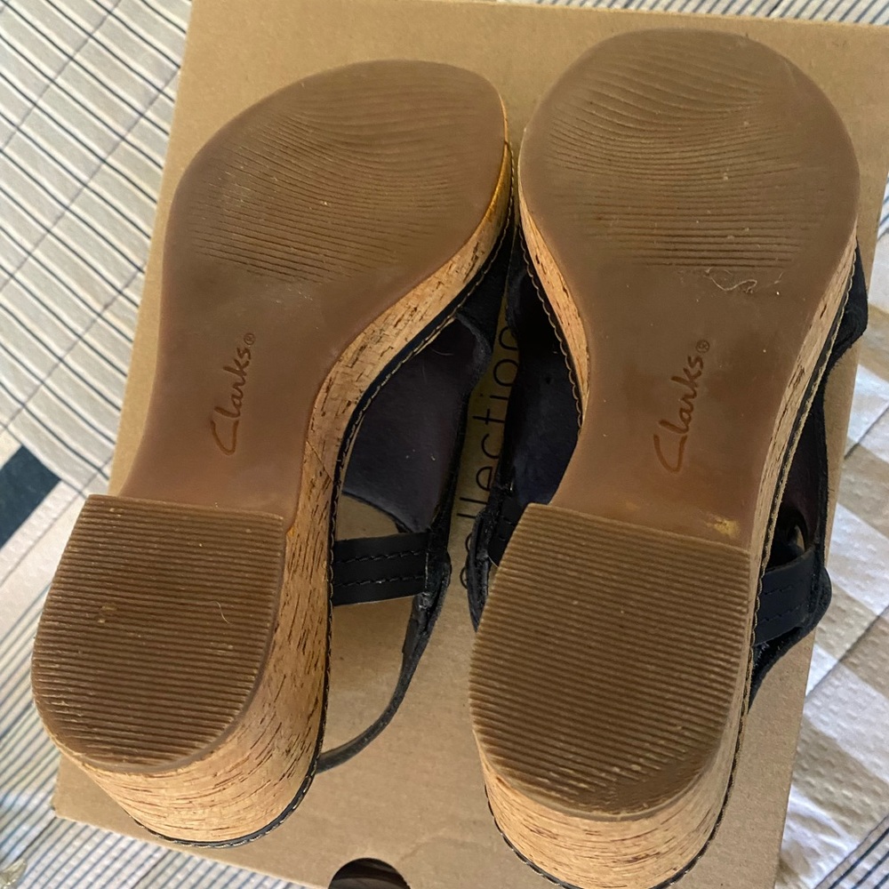 Clarks Collection Giselle Sea Leather /suede, cork wedges, navy 7.5 - Picture 4 of 5